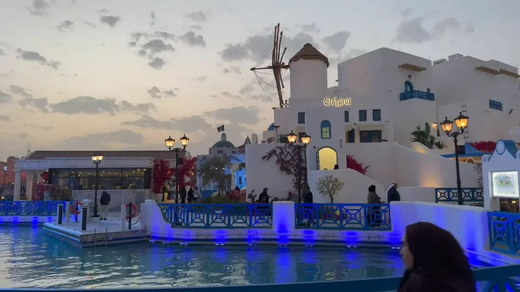 Santorini-like white-washed structures in Boulevard World - (Credits Boulevard Riyadh)