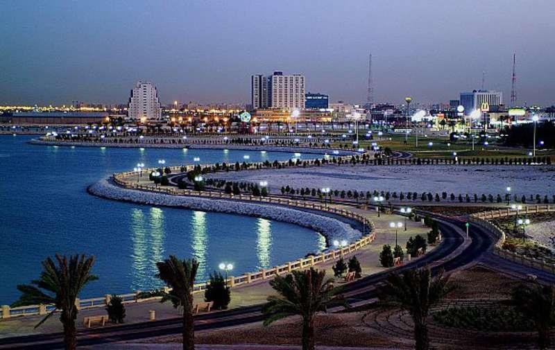 The beautiful Dammam corniche at dusk - (Credits www.trfihi-parks.com)