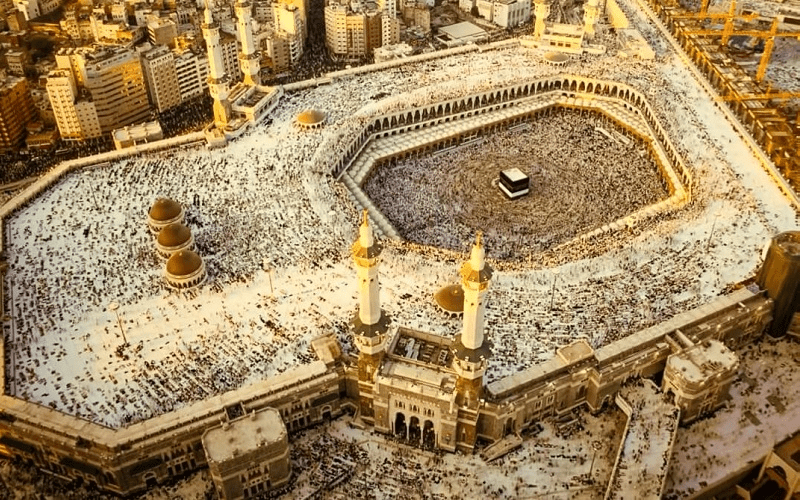 Pilgrims performing Hajj - (Credits Pennyappeal)